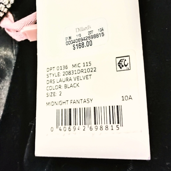 Beautiful Alex Marie Midnight Fantasy Dress - Picture 6 of 8